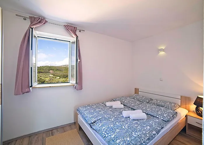 House Dawn Case de vacanță