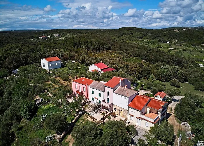 House Dawn Case de vacanță