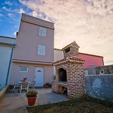 House Dawn *